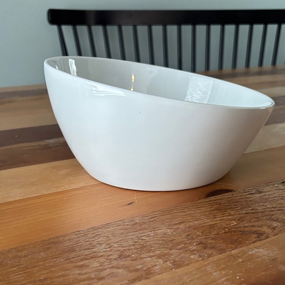 Crate&Barrel Elegant White Ceramic Bowl - Picture 5 of 11